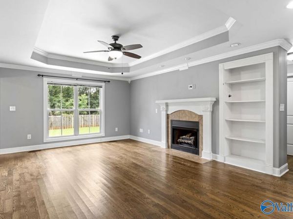 112 Shallowhill Road, Huntsville, AL 35811