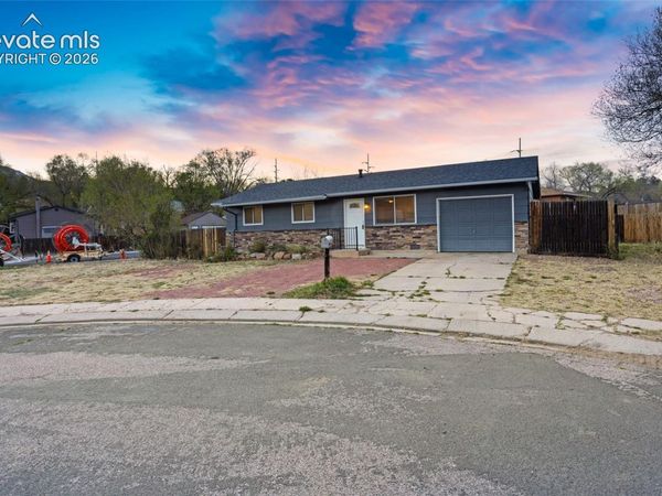 2436 Launcelot Court, Colorado Springs, CO 80904