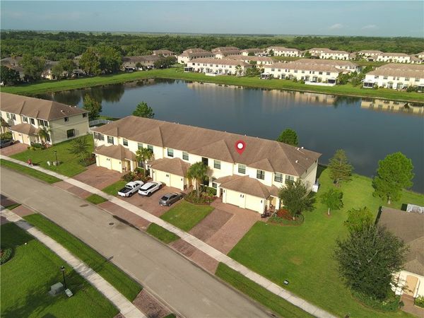 9892 E Villa Circle, Vero Beach, FL 32966