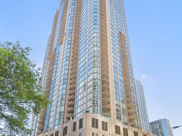 21 E Huron Street , Unit 1706, Chicago, IL 60611