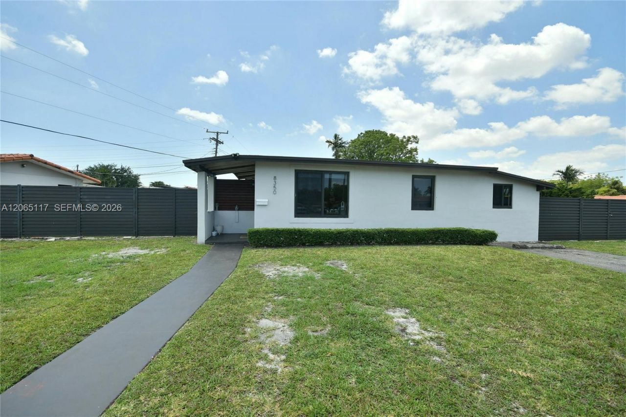 8350 SW 12th Ter, Miami, FL 33144 Photo