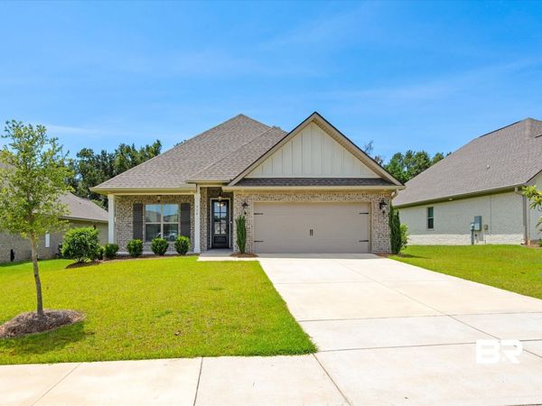 774 Dunker Ave, Fairhope, AL 36532