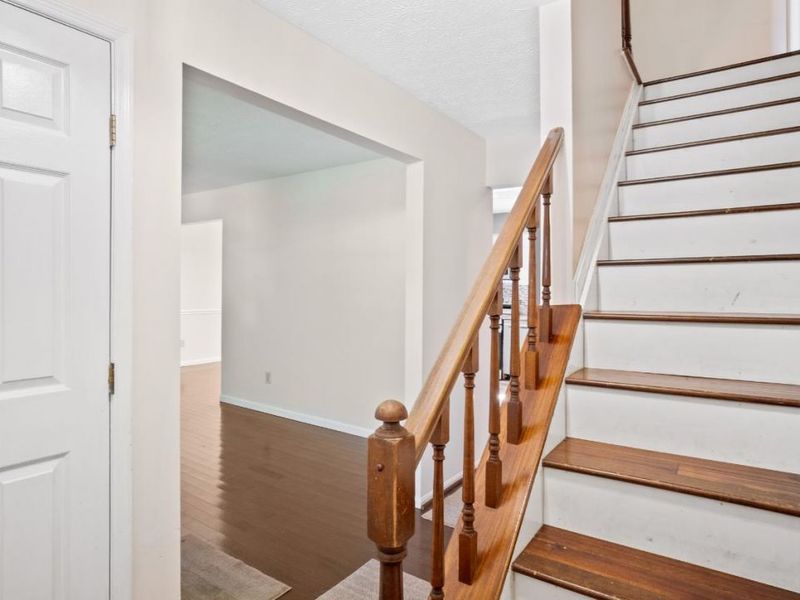7848 Red Fox Drive, West Chester, OH 45069 Photo 3