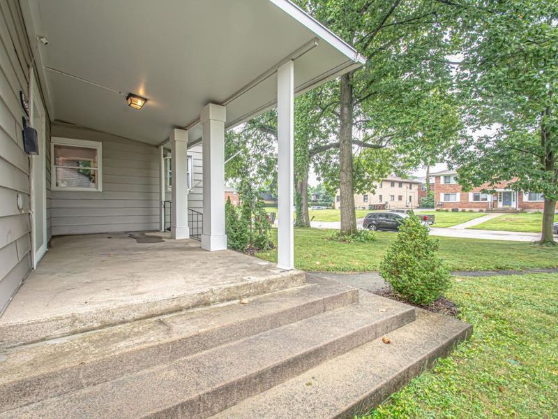 563 East Drive, Kettering, OH 45419 Photo 2