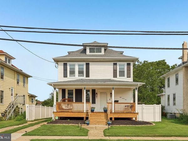 821 SALEM ROAD, BURLINGTON, NJ 08016