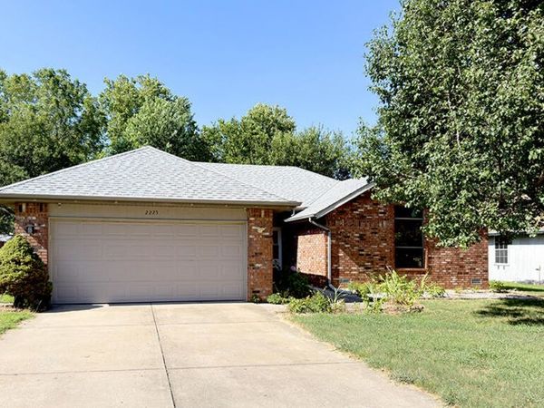 2225 W Rockwood Street , Springfield, MO 65807