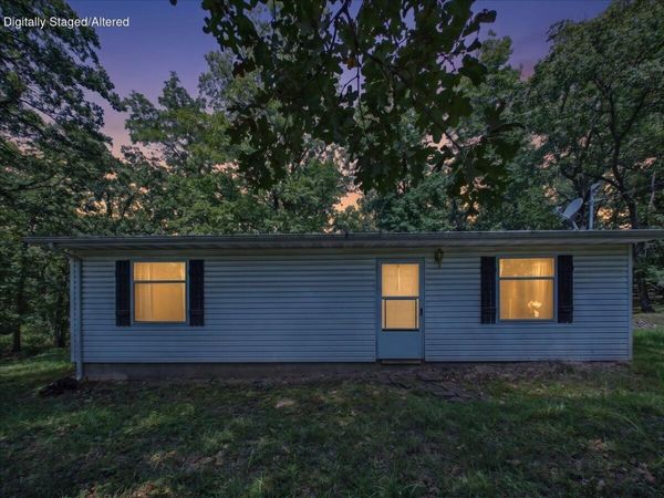 25385 County Road 246 , Hermitage, MO 65668