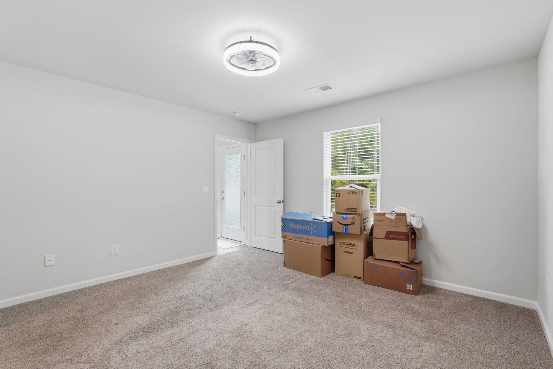 276 Country Grove Way Photo 29