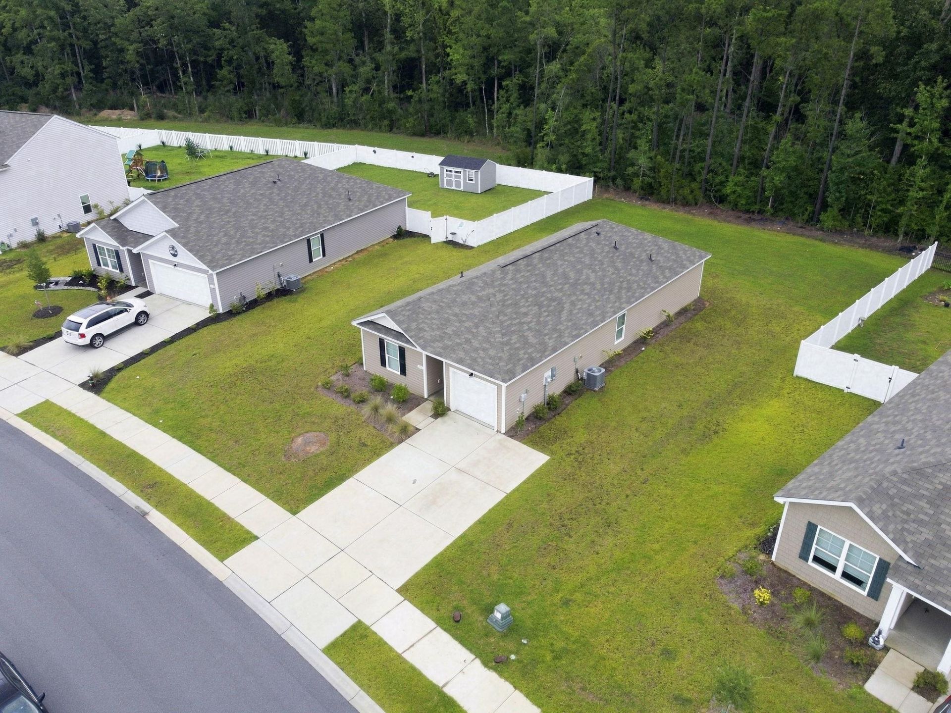 276 Country Grove Way Photo 4