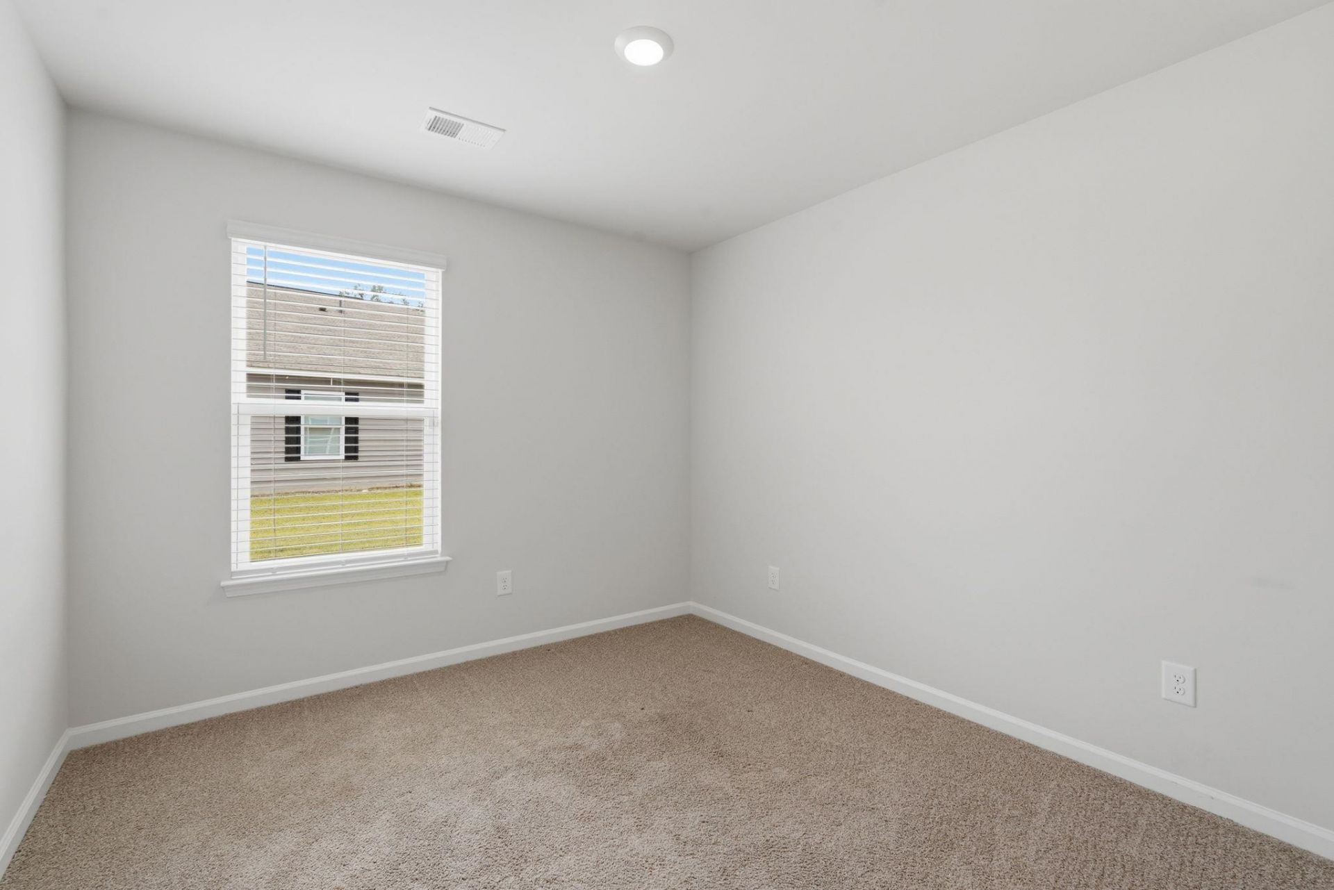 276 Country Grove Way Photo 9