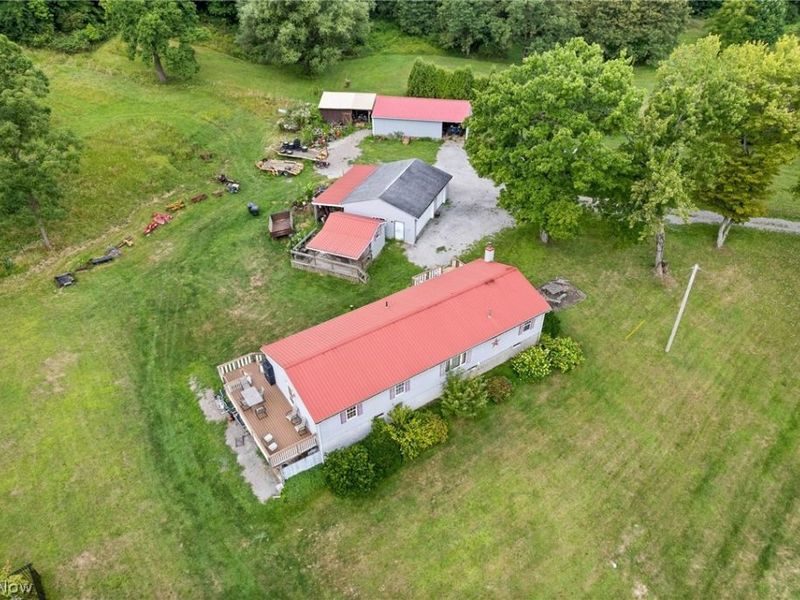 6737 Maplehurst Avenue SE, East Sparta, OH 44626 Photo 5