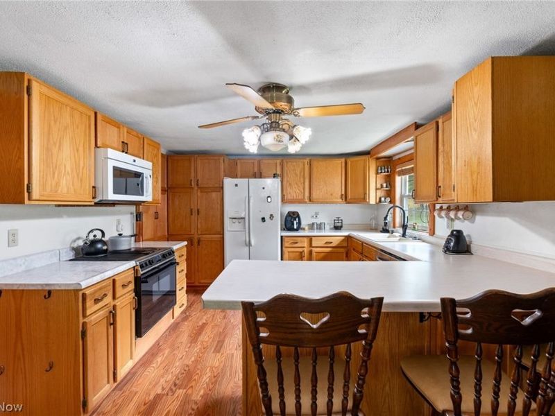 6737 Maplehurst Avenue SE, East Sparta, OH 44626 Photo 8
