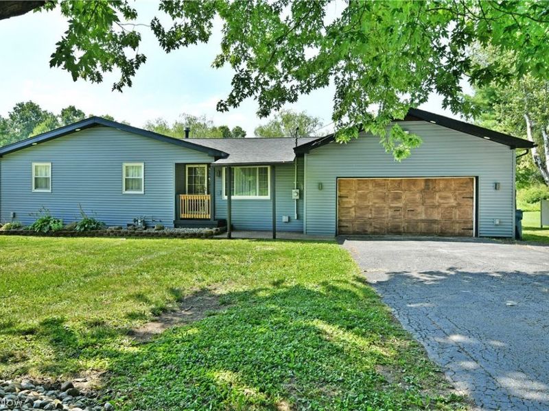 5794 Merwin Chase Road, Brookfield, OH 44403 Photo 1