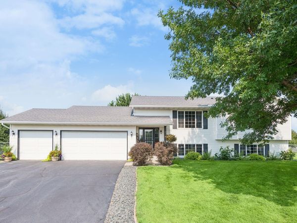 600 Pioneer Circle, Belle Plaine, MN 56011