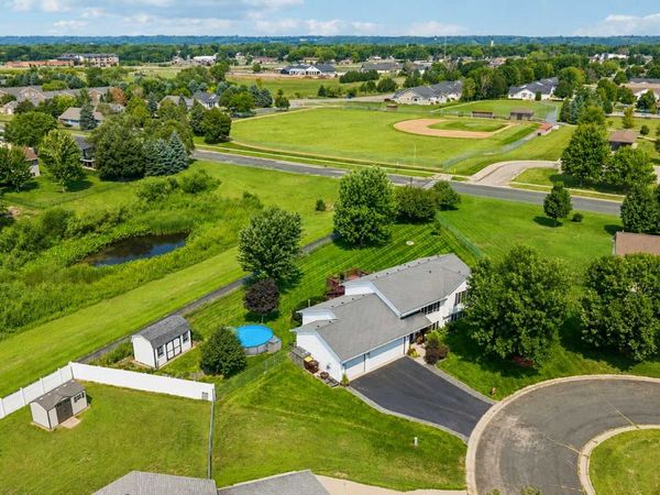 600 Pioneer Circle, Belle Plaine, MN 56011