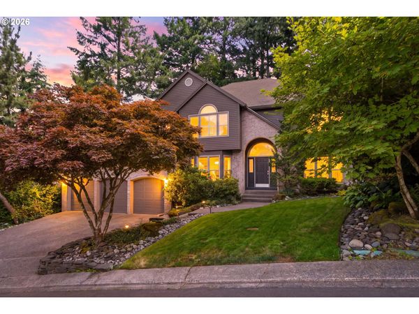 808 SW REGENCY TER, Portland, OR 97225