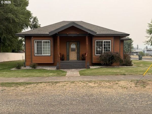 1390 ALDER ST, Elgin, OR 97827