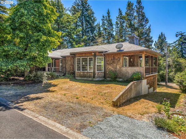 470 NORTH AVE, Manzanita, OR 97130