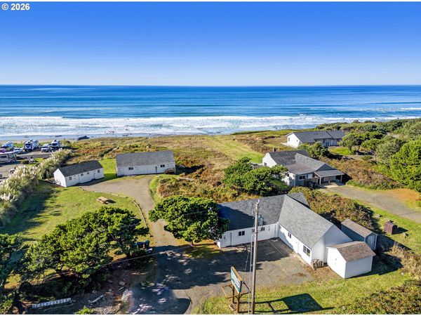 95500 HIGHWAY 101, Yachats, OR 97498
