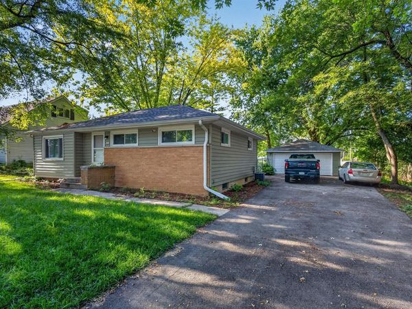 5222 W Hemlock ROAD, Milwaukee, WI 53223