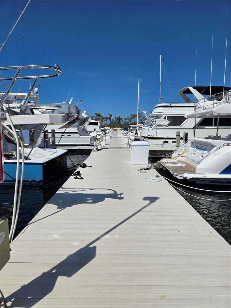 2800 Harbourside Drive, Unit D-16, Longboat Key, FL 34228 Photo
