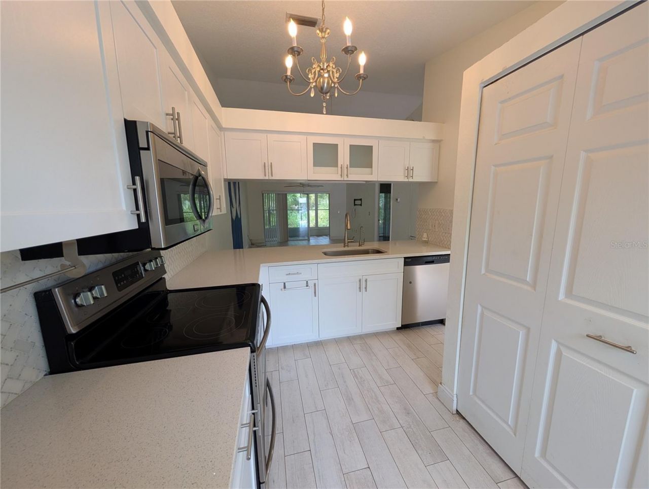 638 N Jefferson Avenue, Unit 15, Sarasota, FL 34237 Photo