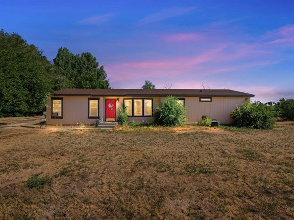 6470 Sunrise Ave, Nampa, ID 83686