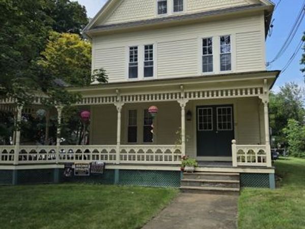 57 Central St, Unit 3, West Brookfield, MA 01585