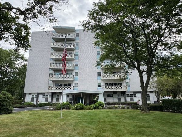 275 N Portage Path , Akron, OH 44303