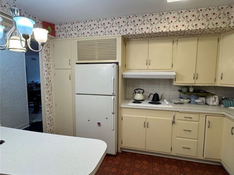 275 N Portage Path, Akron, OH 44303 Photo 14