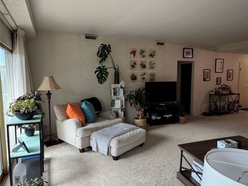 275 N Portage Path, Akron, OH 44303 Photo 8