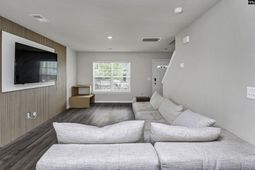 1021 Goose Branch Drive photo 4