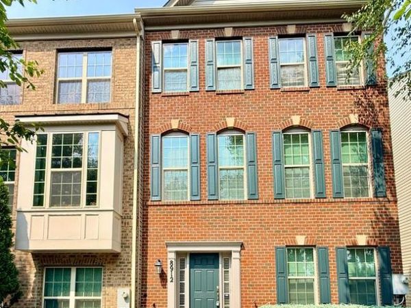 8912 TOWER PLACE, LANHAM, MD 20706