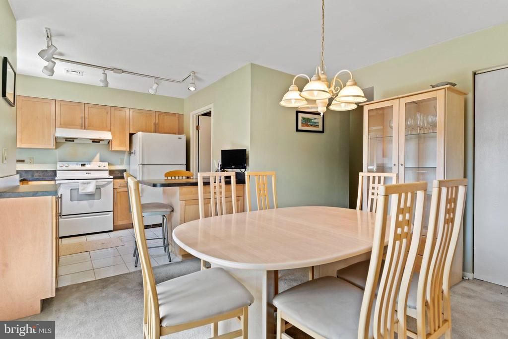 834 LEE LANE , ENOLA, PA 17025