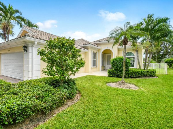 1351 St Lawrence Drive, Palm Beach Gardens, FL 33410