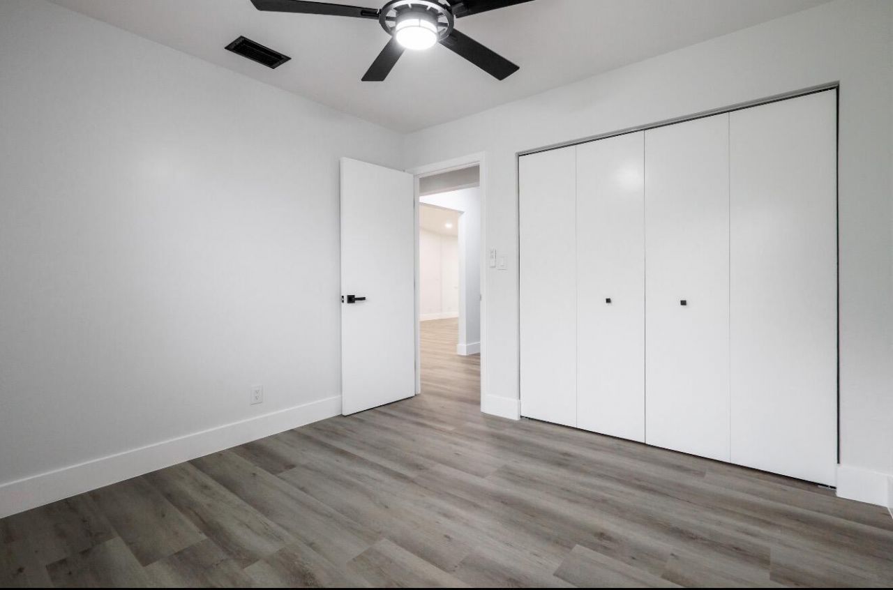 5586 N Lakewood Circle, Unit A, Margate, FL 33063 Photo