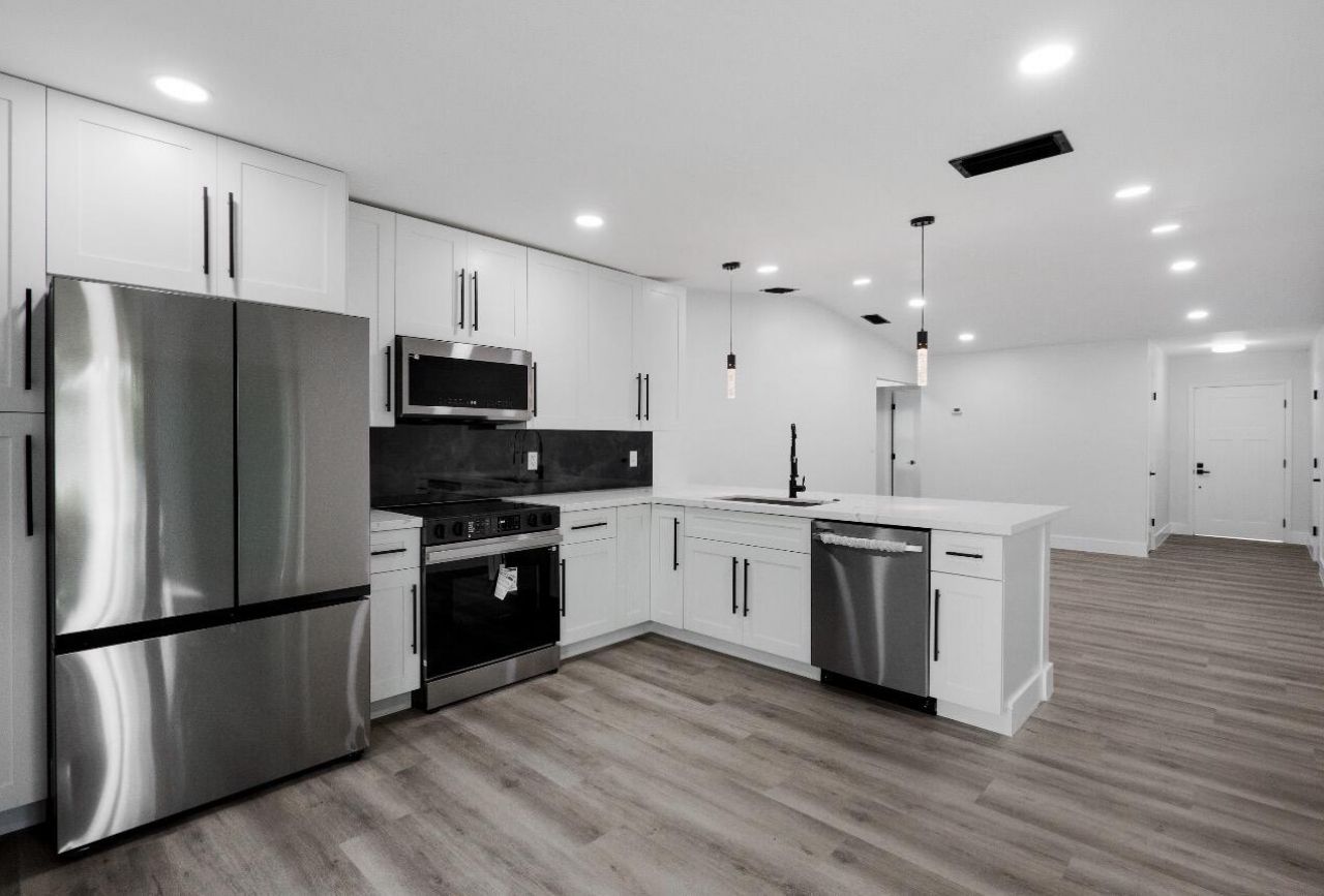 5586 N Lakewood Circle, Unit A, Margate, FL 33063 Photo