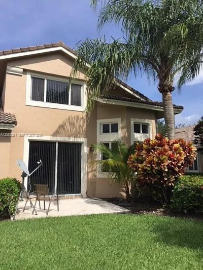 1092 SW 158th Ave , Pembroke Pines, FL 33027 Photo