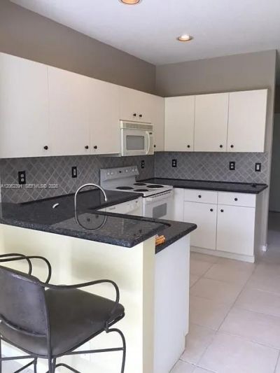 1092 SW 158th Ave , Pembroke Pines, FL 33027 Photo