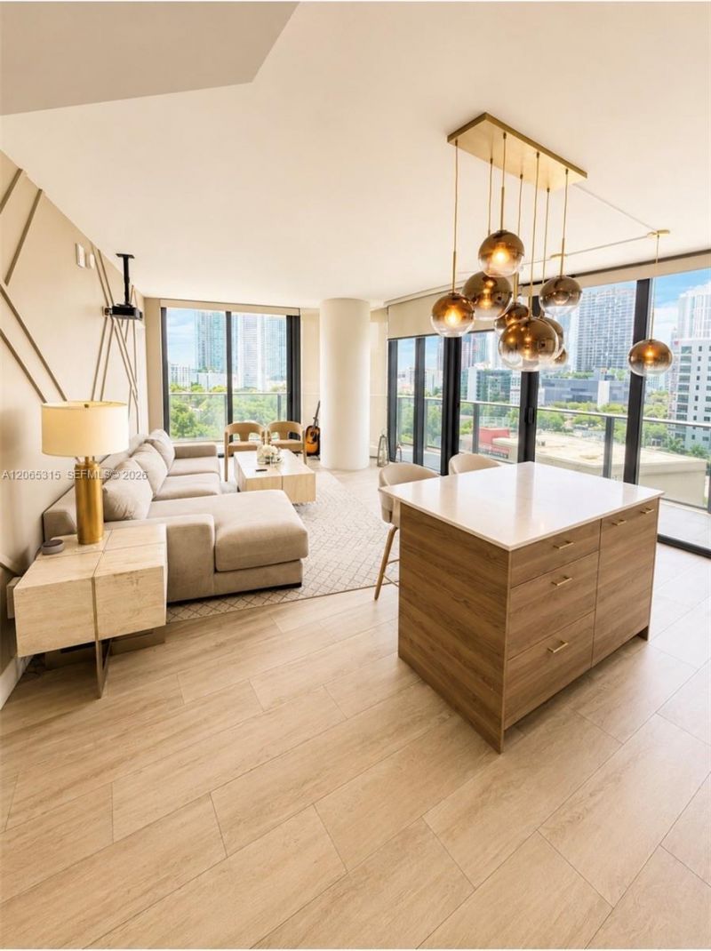 121 NE 34th St , Unit 904, Miami, FL 33137 Photo