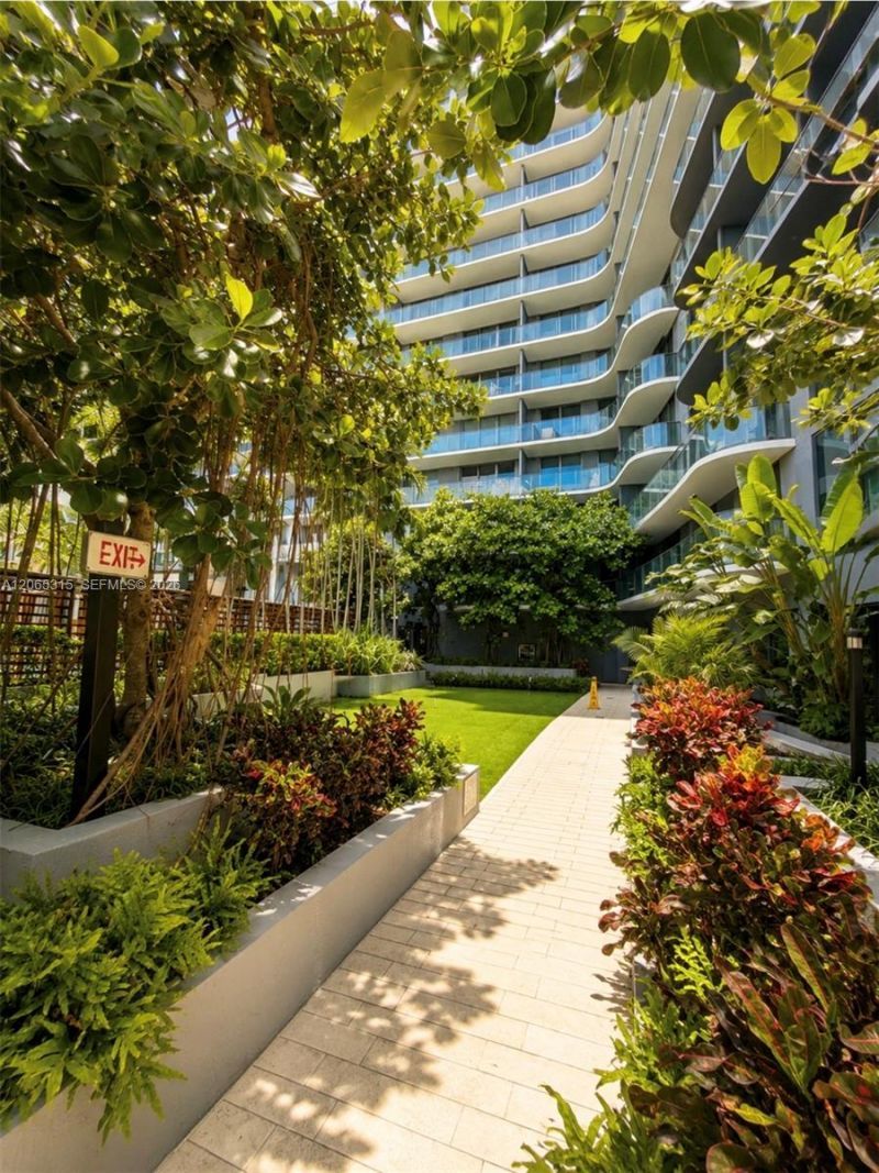121 NE 34th St , Unit 904, Miami, FL 33137 Photo