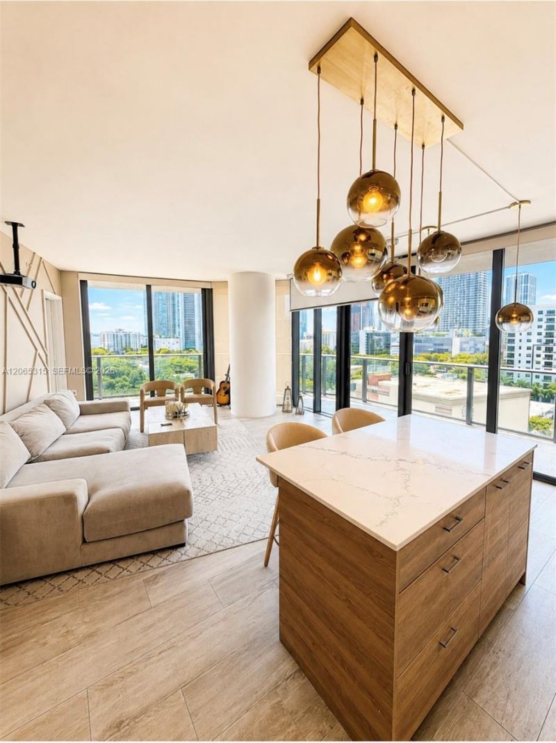 121 NE 34th St , Unit 904, Miami, FL 33137 Photo