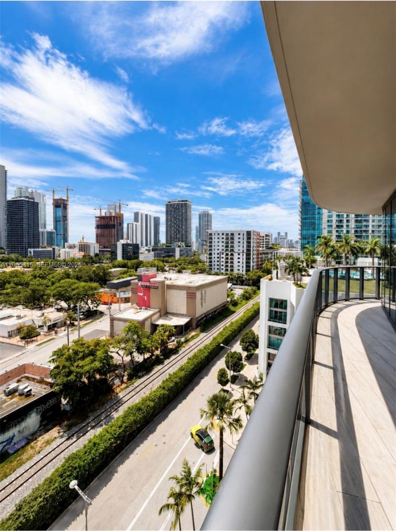 121 NE 34th St , Unit 904, Miami, FL 33137 Photo