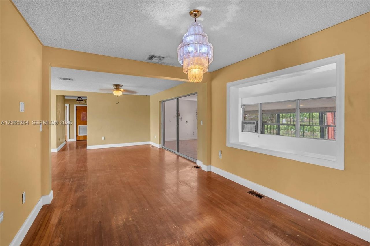 17520 NW 17th Ave, Miami Gardens, FL 33056 Photo