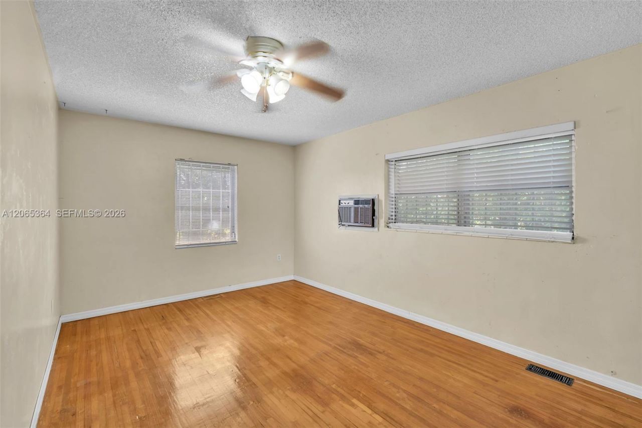 17520 NW 17th Ave, Miami Gardens, FL 33056 Photo