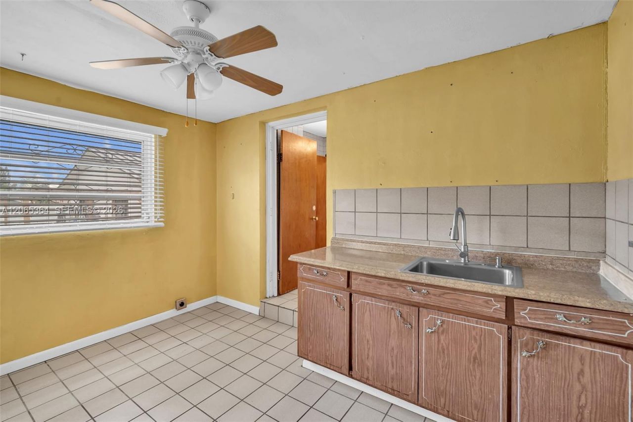 17520 NW 17th Ave, Miami Gardens, FL 33056 Photo