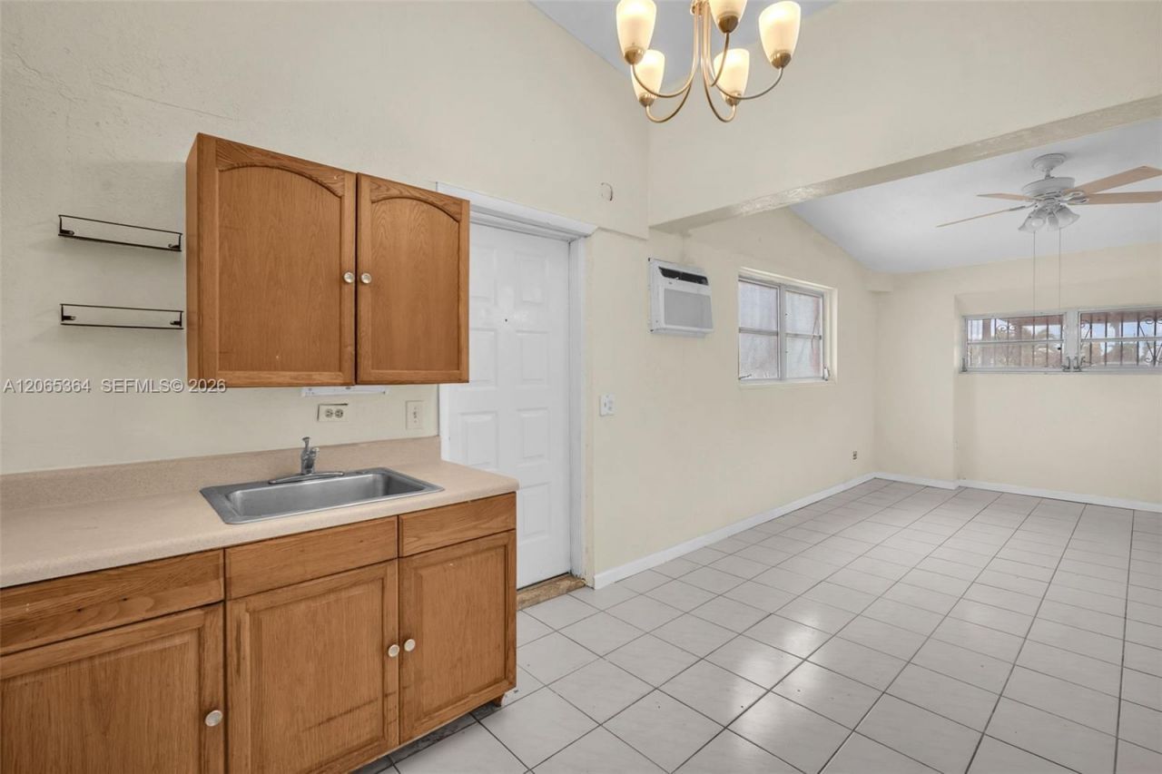 17520 NW 17th Ave, Miami Gardens, FL 33056 Photo