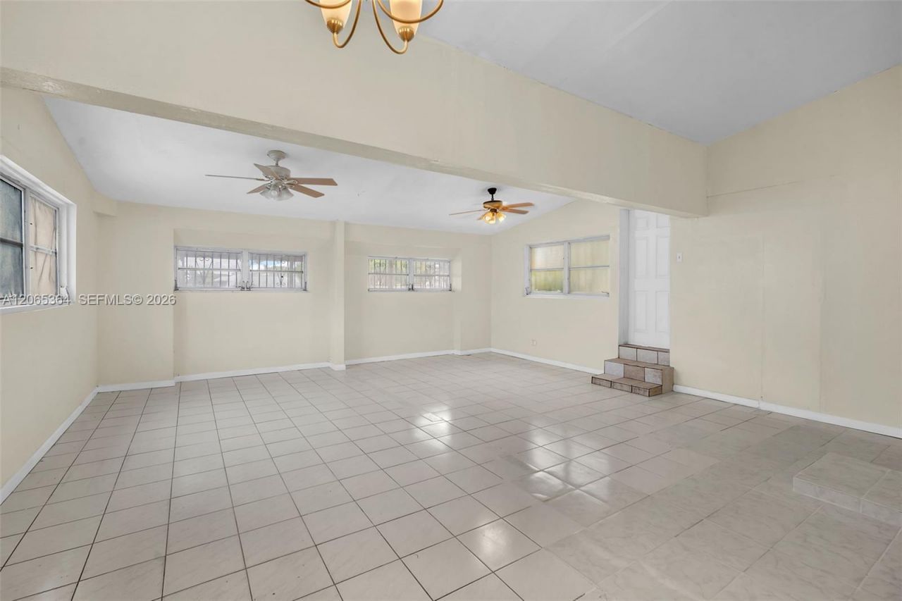 17520 NW 17th Ave, Miami Gardens, FL 33056 Photo