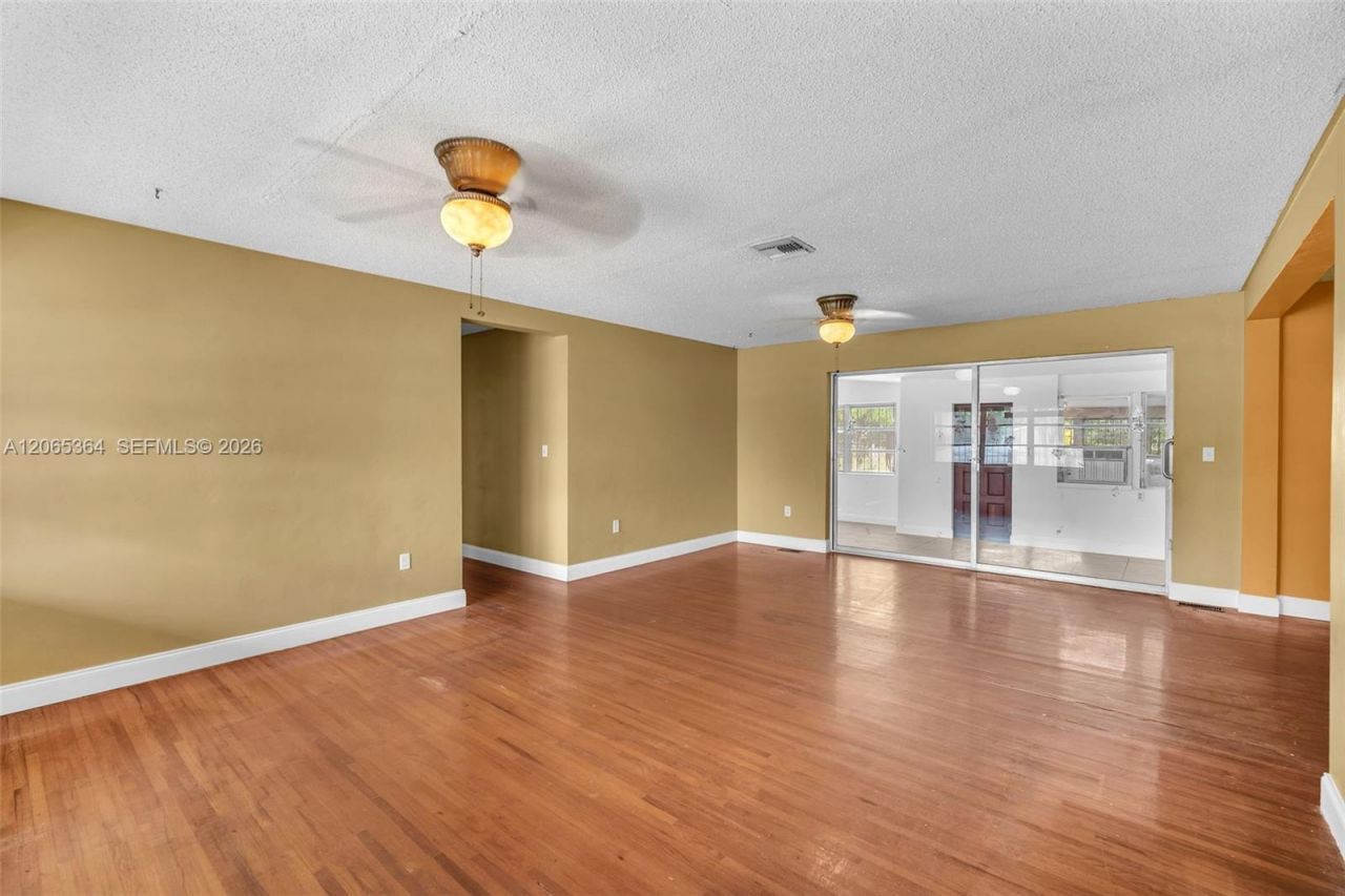 17520 NW 17th Ave, Miami Gardens, FL 33056 Photo