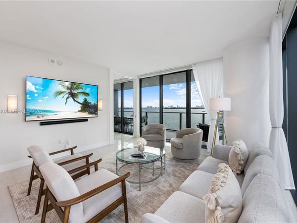 650 NE 32nd St, Unit 1501, Miami, FL 33137